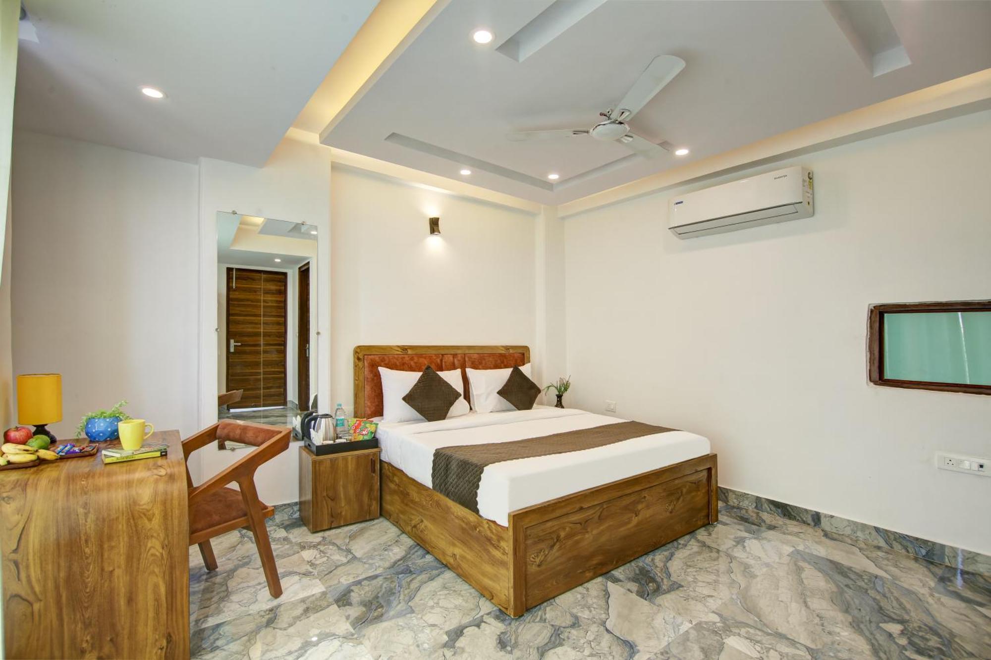Hotel The Emporio Grand Near Vaishali Metro Station غازي أباد المظهر الخارجي الصورة